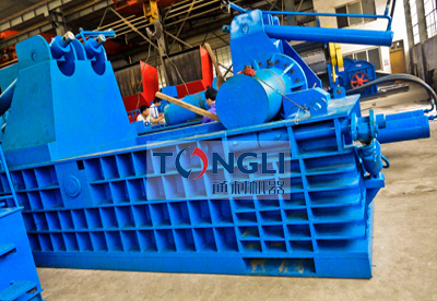 廢金屬打包機(jī)、金屬壓塊機(jī)